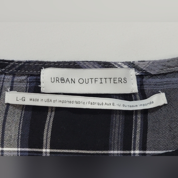 URBAN OUTFITTERS Women's Size Large Round Neckline Long Sleeve w/ drawstrings - Picture 10 of 10